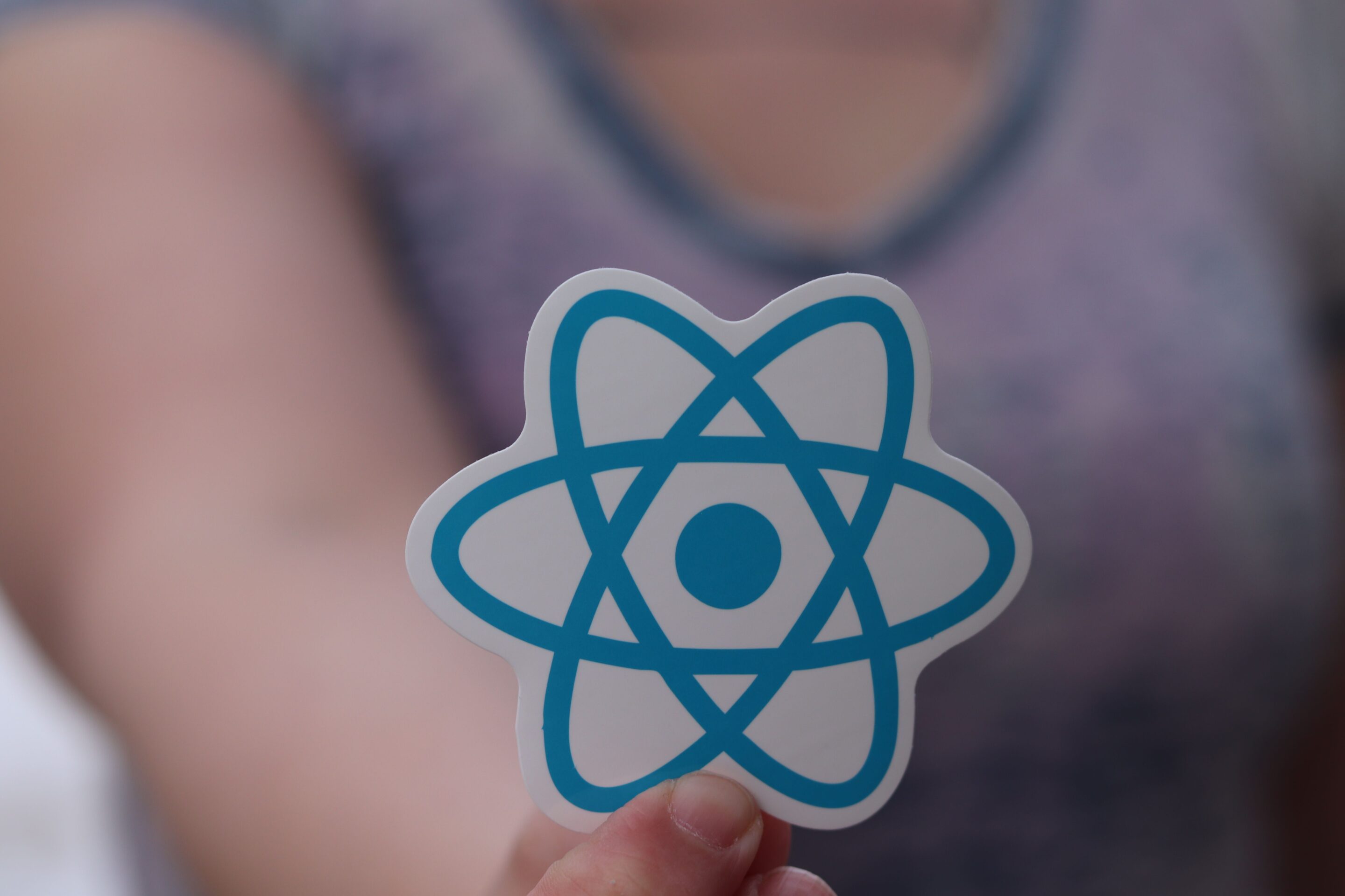 astra vs elementor – porównanie narzędzi wordpress