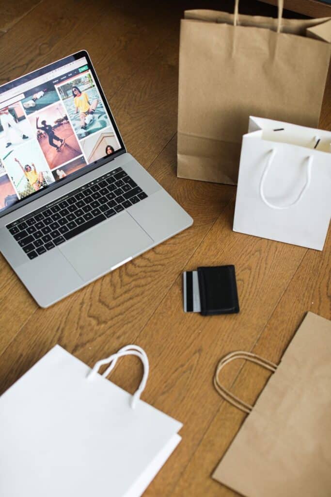 Kampanie Google Shopping – jak reklamować produkty